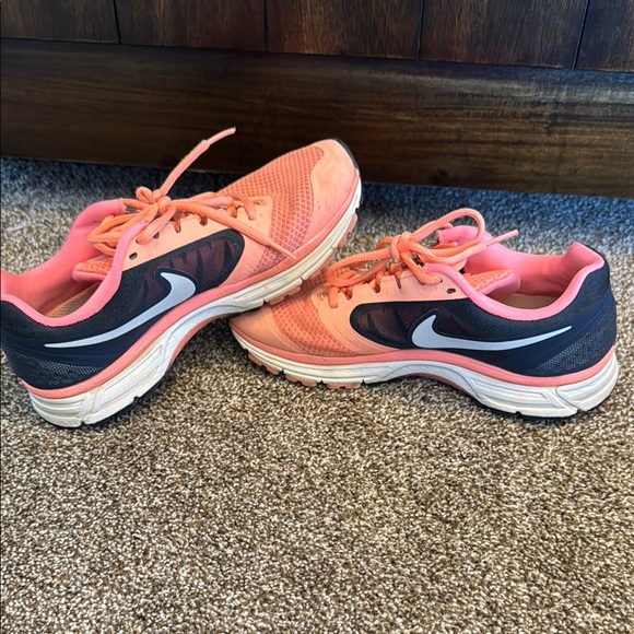 Nike Pink and Black Athletic Shoes with Mesh Upper - Picture 1 of 6